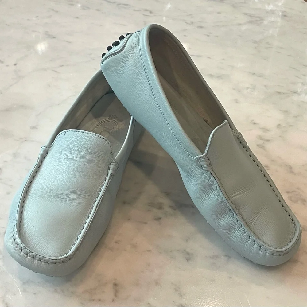 Tod's Leather Driving Loafer, plain front, light blue, redyed, sz7